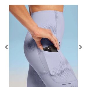 On Women's Movement Graphic Tights